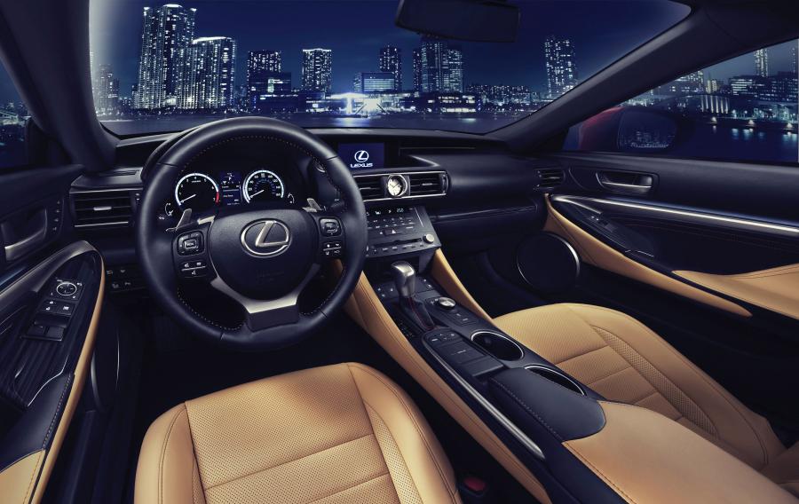  Lexus RC Coupe 2015 года  (фото 5 из 24)